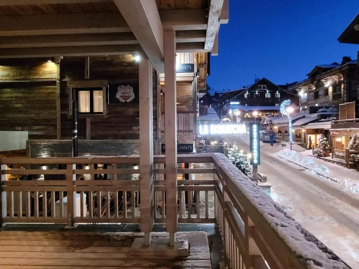 Appartement Central Tout Confort Avec Grande Terrasse, Wifi, Parking, 8 Personnes - Fr-1-598-99 Les Gets