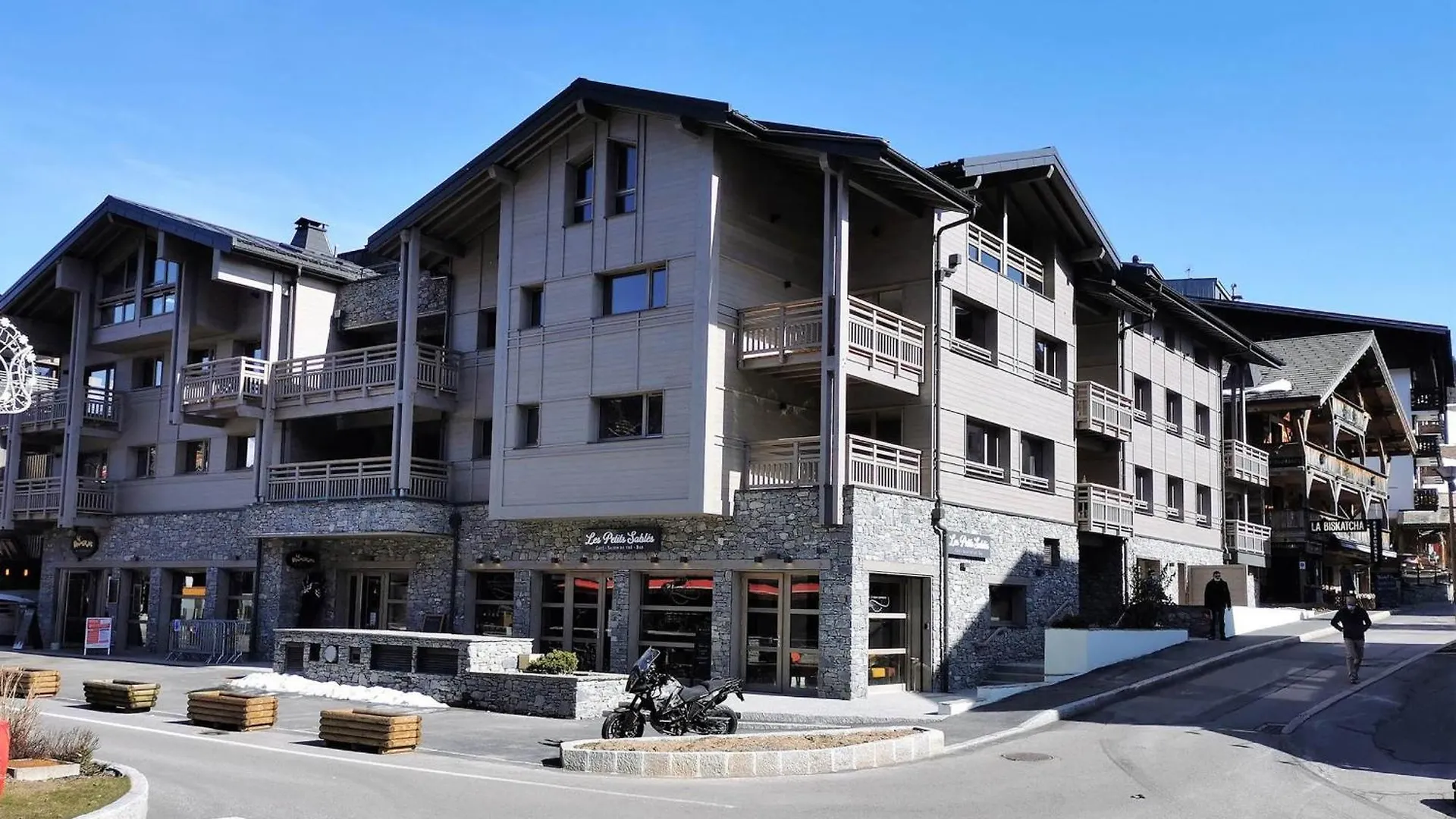 Appartement Central Tout Confort Avec Grande Terrasse, Wifi, Parking, 8 Personnes - Fr-1-598-99 Les Gets Apartment