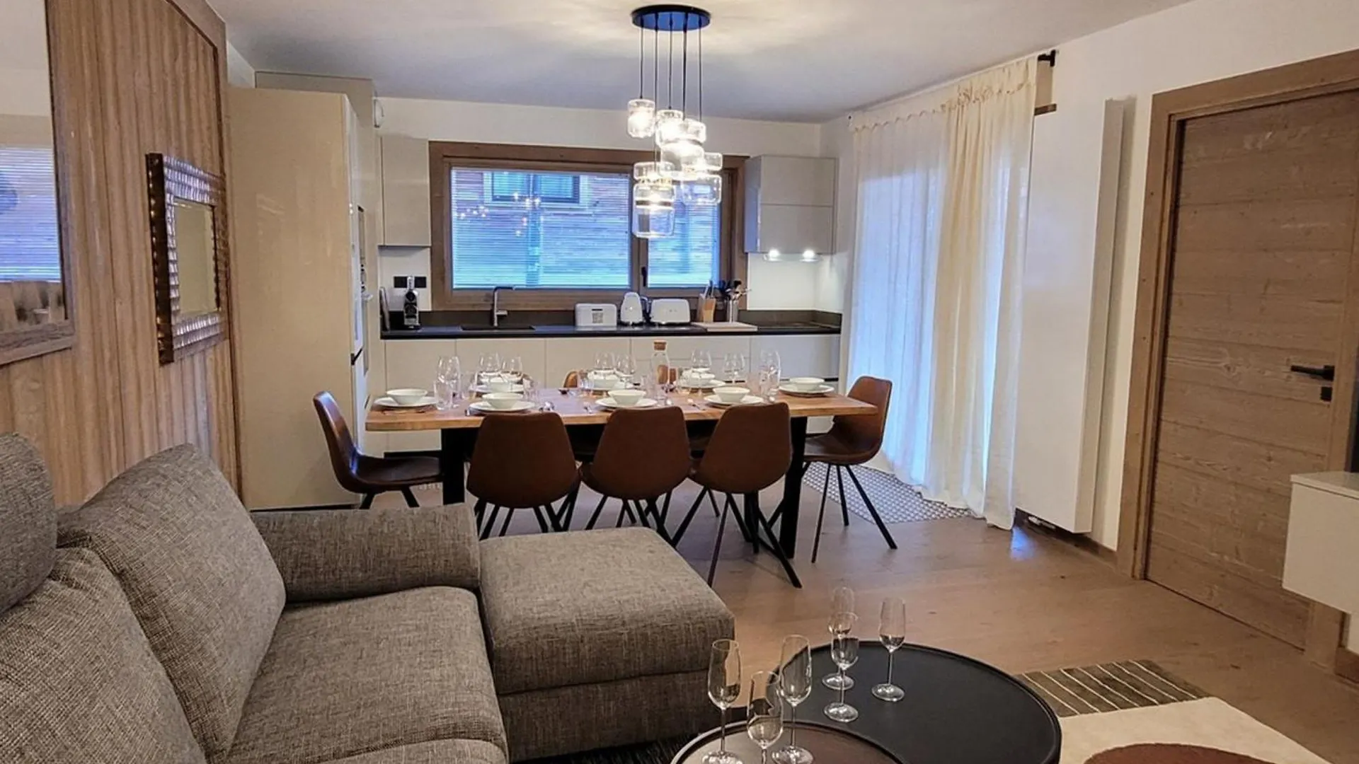 Apartment Appartement Central Tout Confort Avec Grande Terrasse, Wifi, Parking, 8 Personnes - Fr-1-598-99 Les Gets